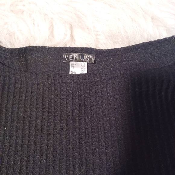 Venus Jumpsuit ❤️ - Picture 4 of 4